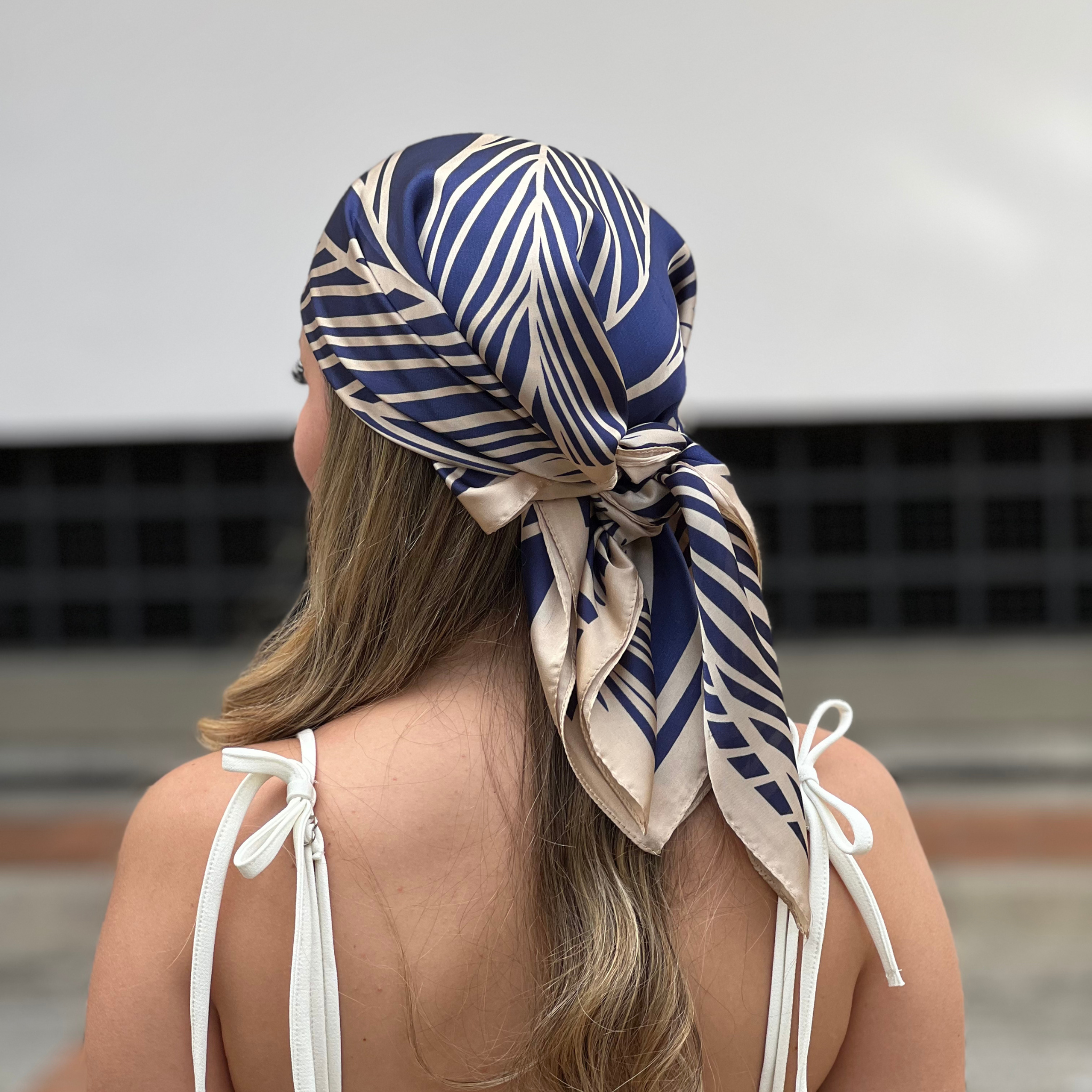 Pañoleta de seda Abstract Navy