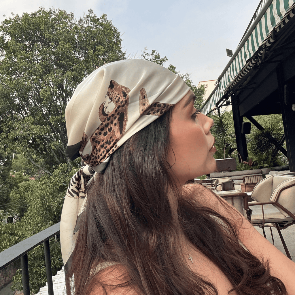 Pañoleta de seda wild Duo