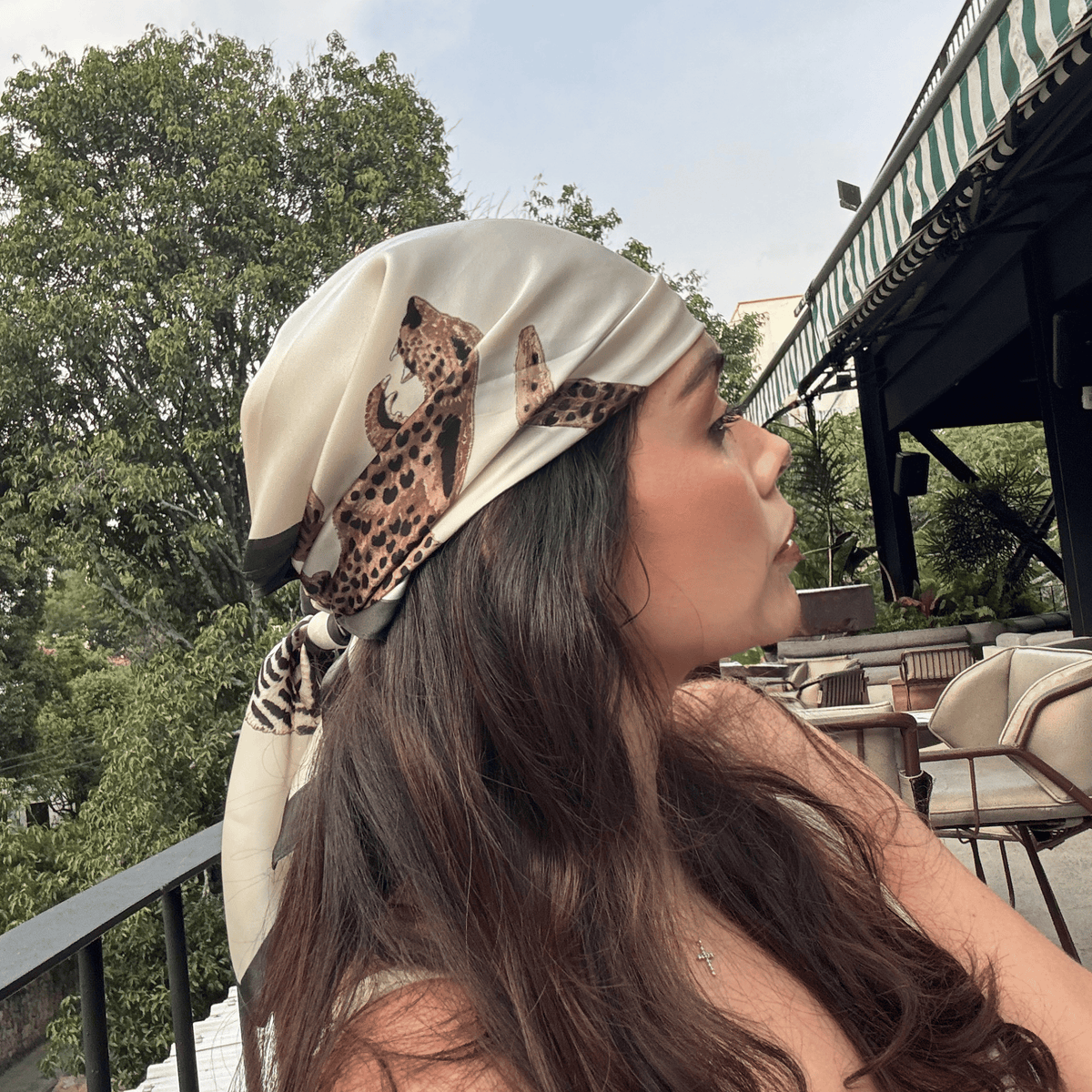 Pañoleta de seda wild Duo