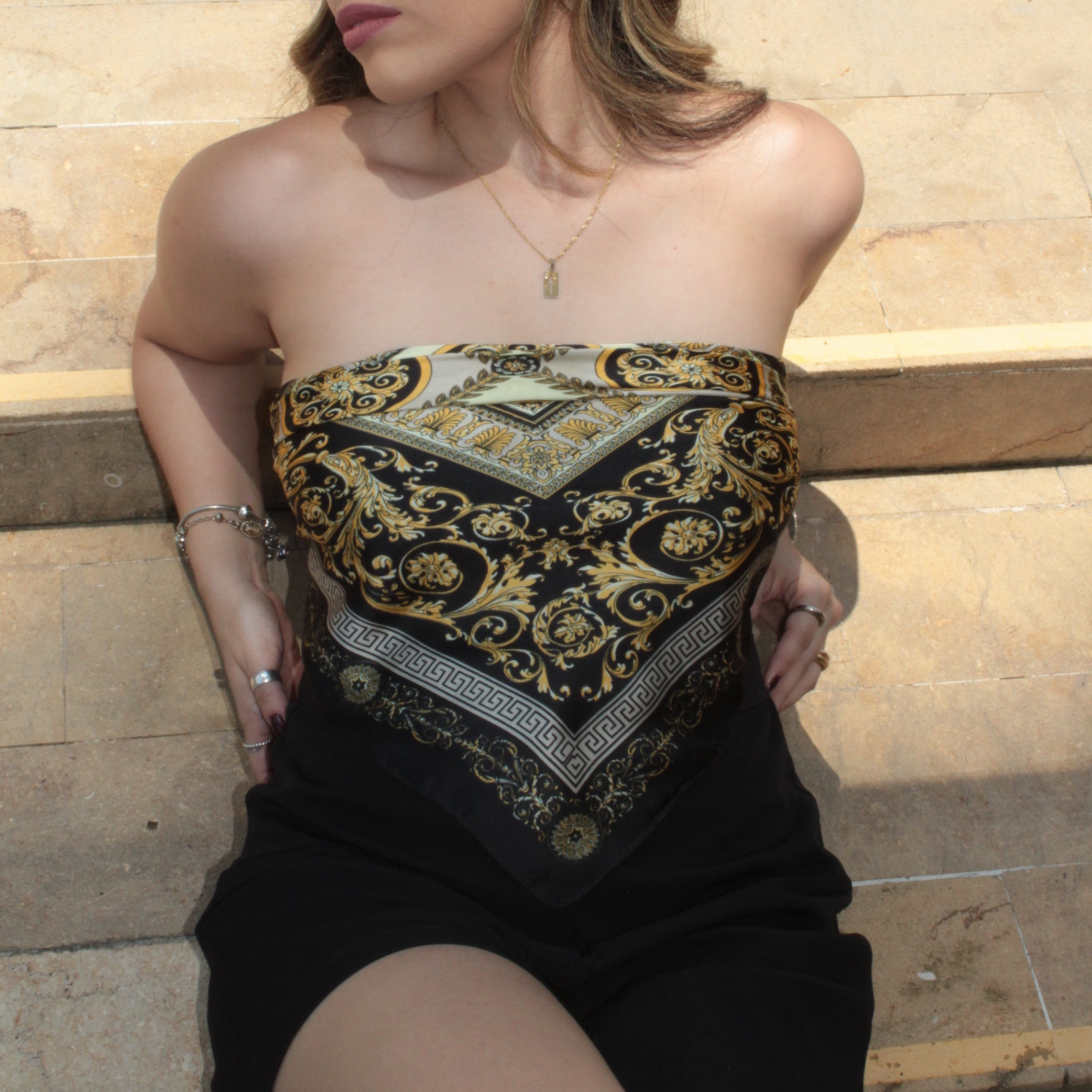 Pañoleta de seda Ayla