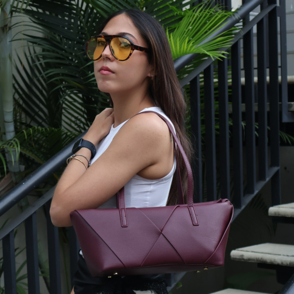 Cartera Livia Vino