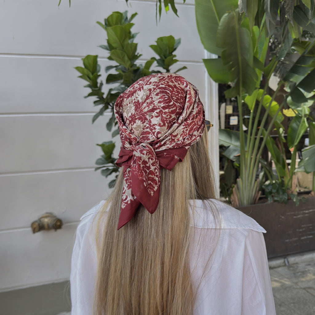Pañoleta de seda Gypsy wine
